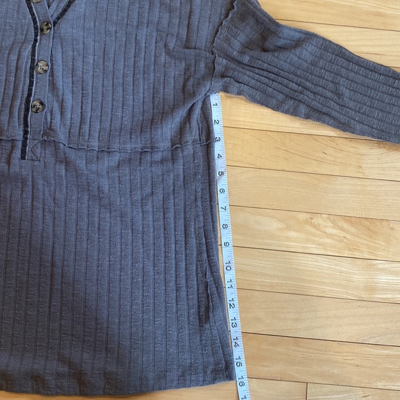 BKE Grey Wide Ribbed Henley - Picture 7 of 10